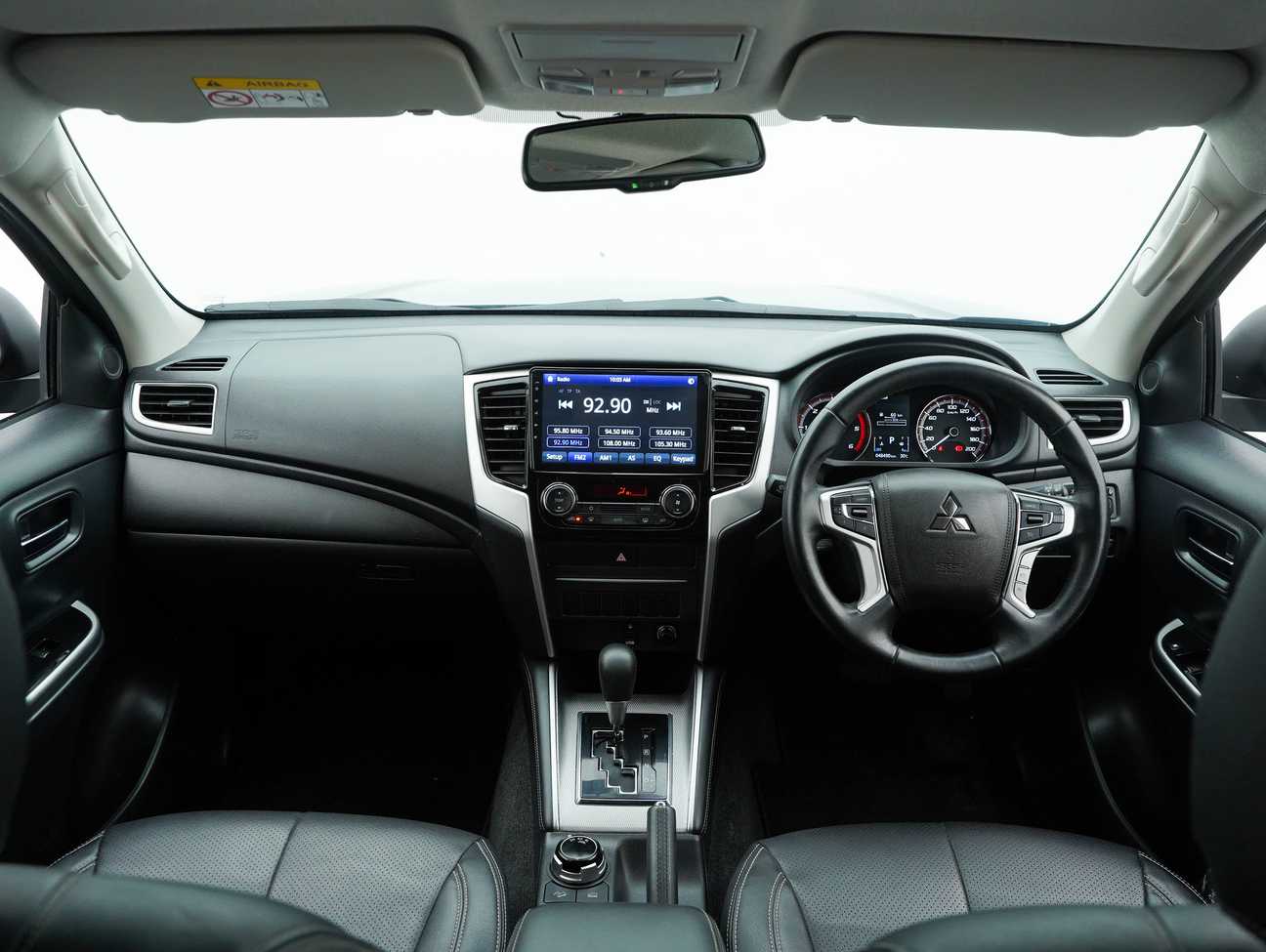 used 2023 Mitsubishi Triton VGT Dual Cab 4X4 2.4