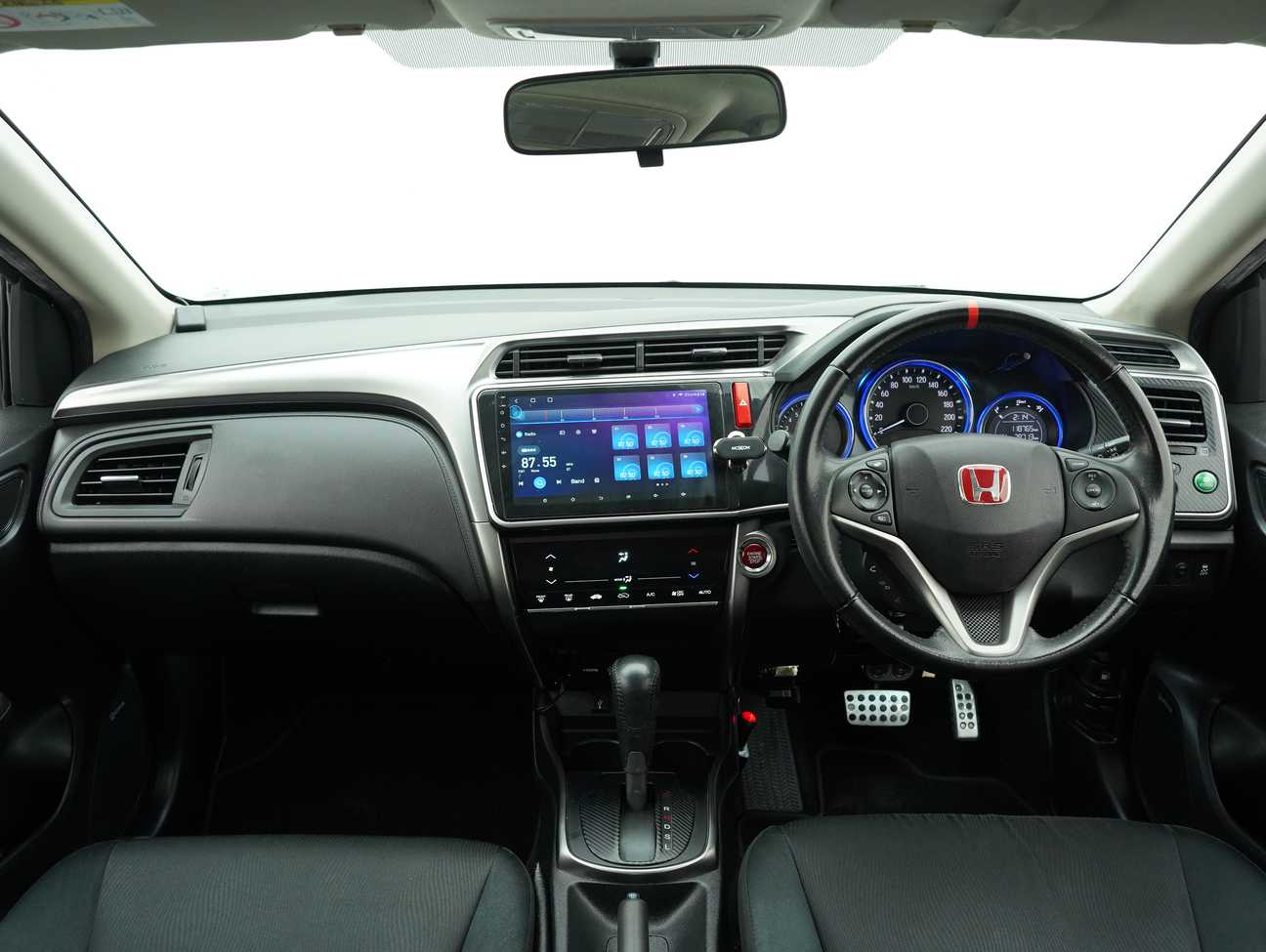used 2015 Honda City V 1.5