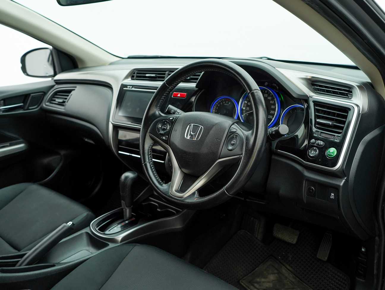 used 2014 Honda City V 1.5