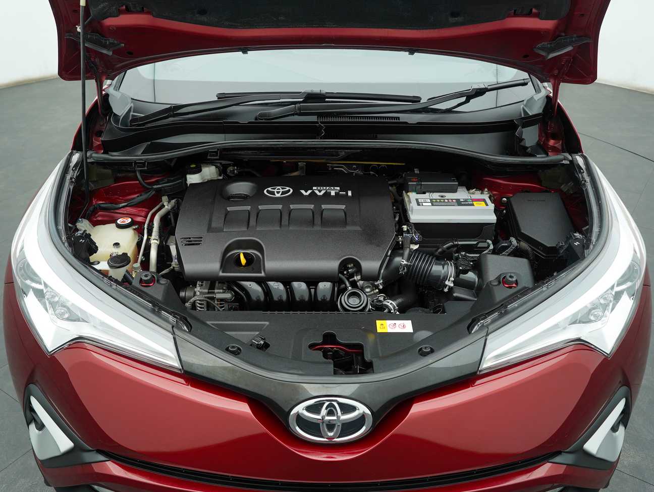 used 2019 Toyota C-HR  1.8