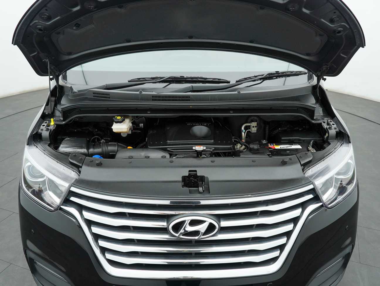 used 2020 Hyundai Grand Starex Executive 2.5