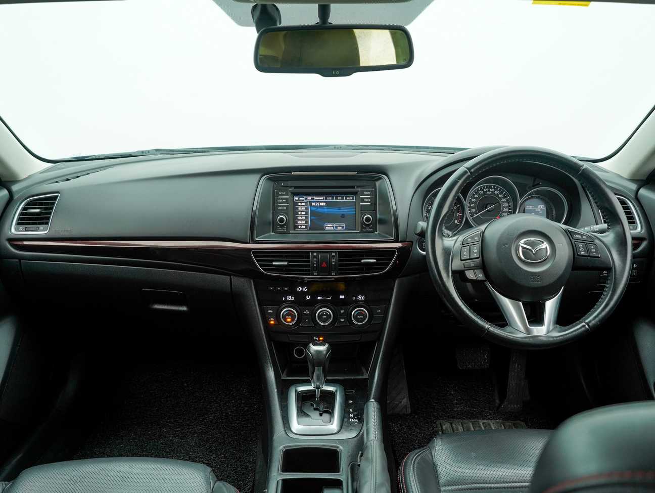 terpakai 2013 Mazda 6 SKYACTIV-G 2.0