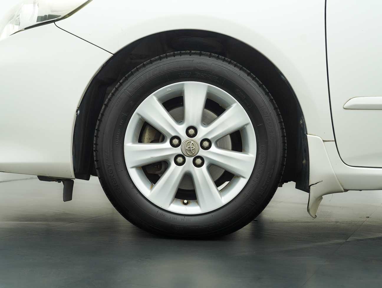 used 2012 Toyota Corolla Altis E 1.6