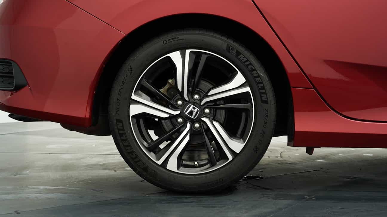 used 2016 Honda CIVIC TC-P 1.5