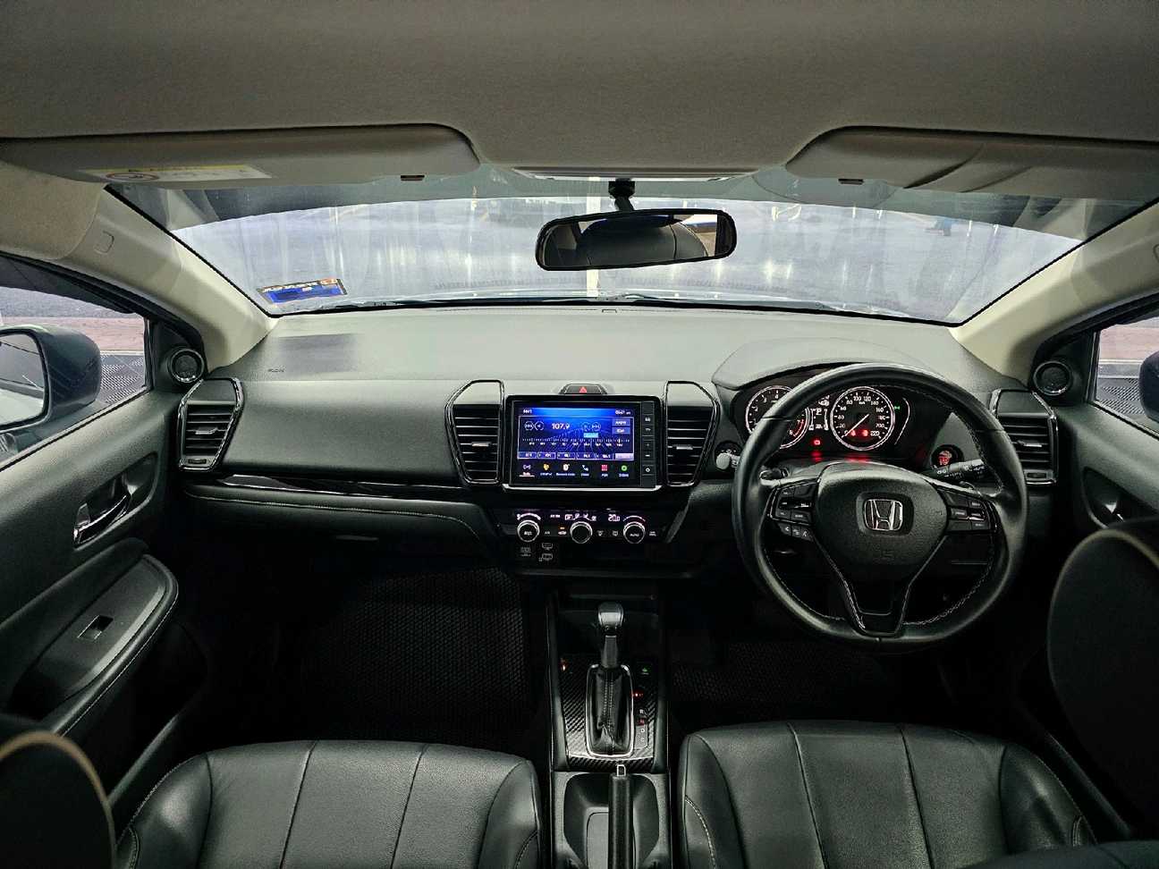 used 2022 Honda City V 1.5