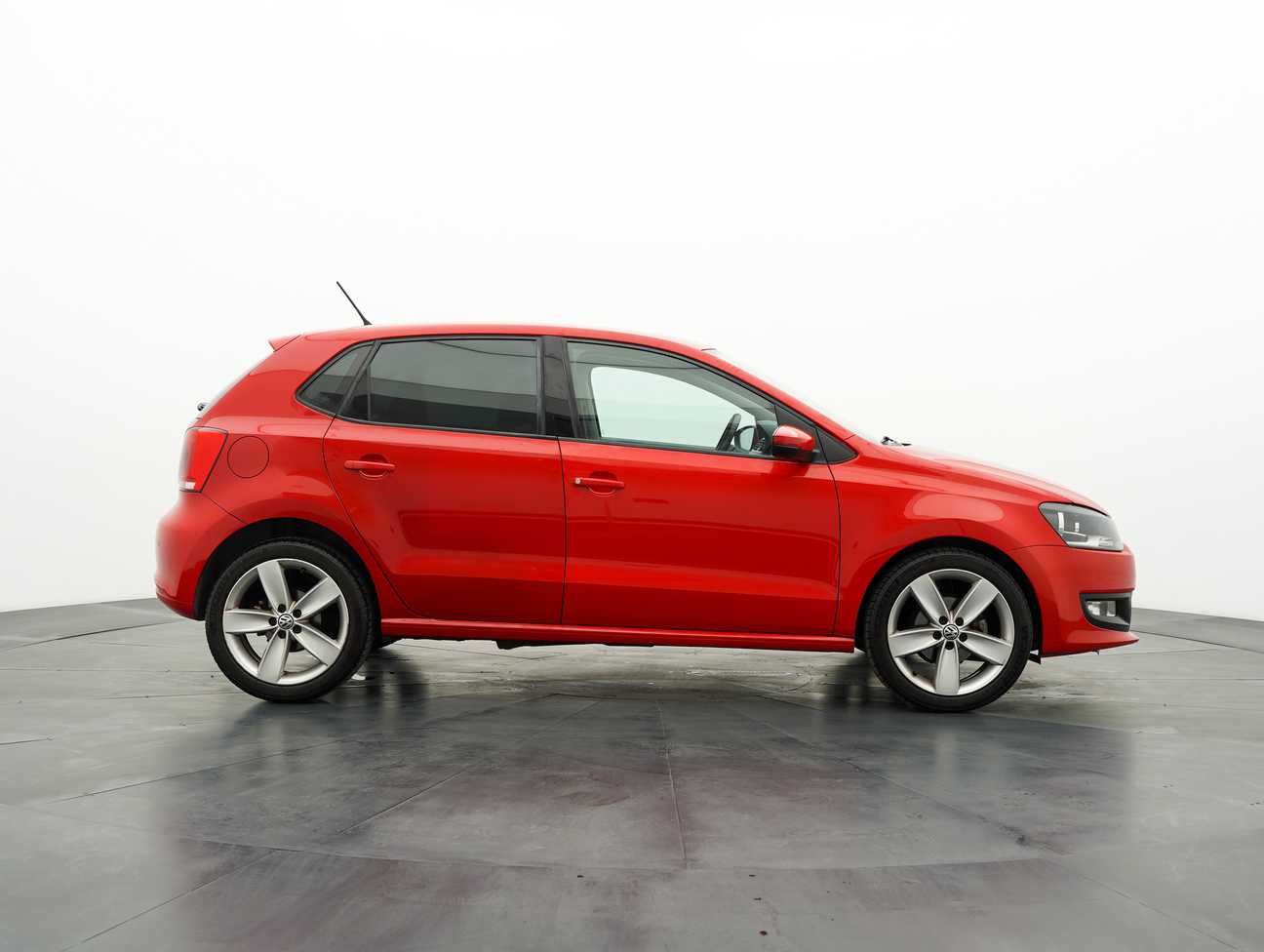 used 2013 Volkswagen POLO TSI (CBU) 1.2