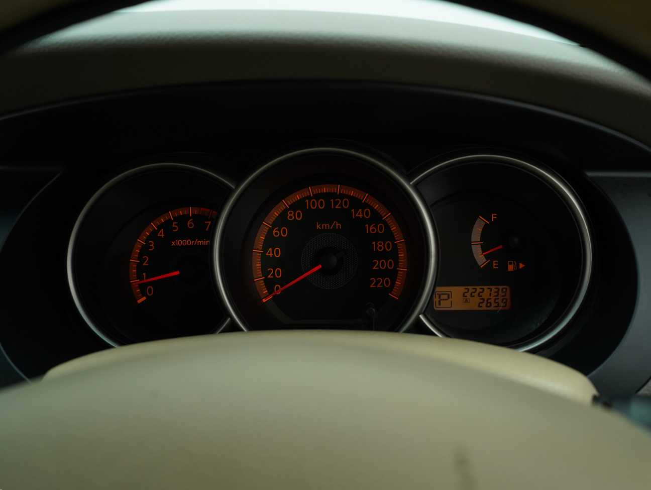 used 2010 Nissan Grand Livina Comfort 1.6