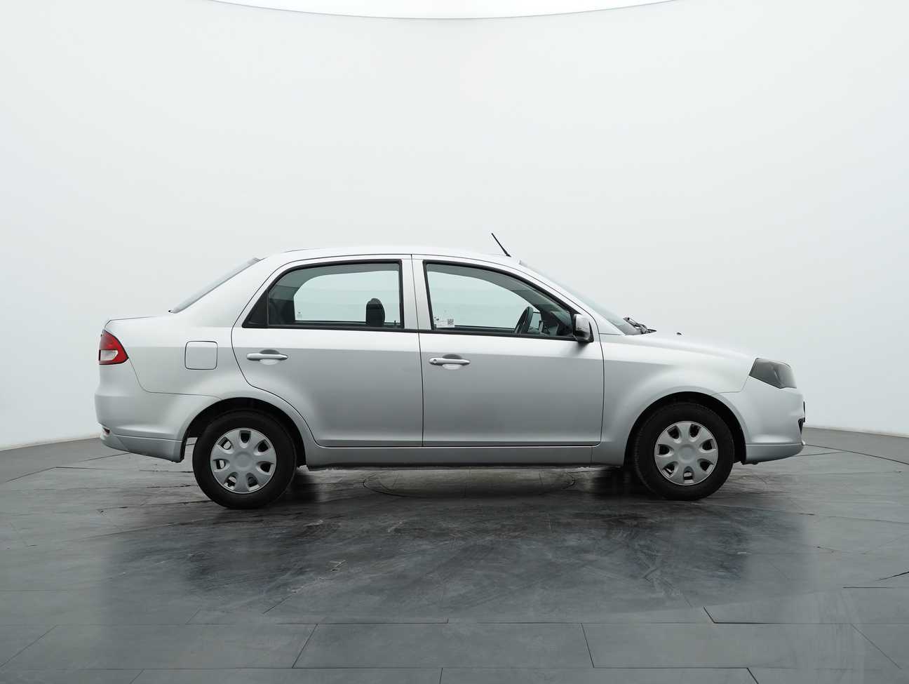 used 2014 Proton Saga SV 1.3