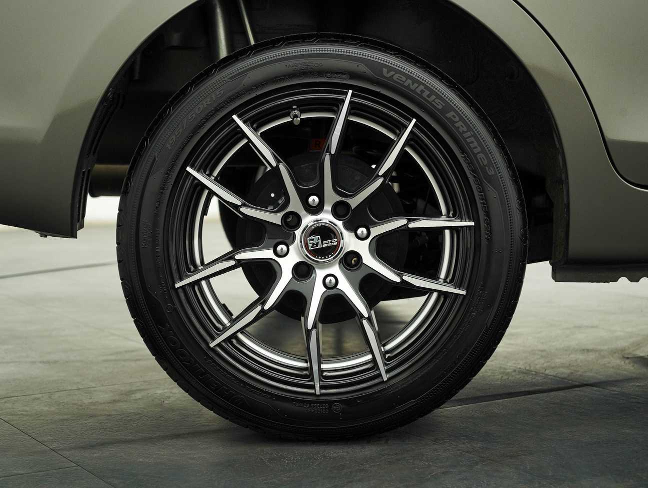 terpakai 2022 Proton Saga Premium 1.3