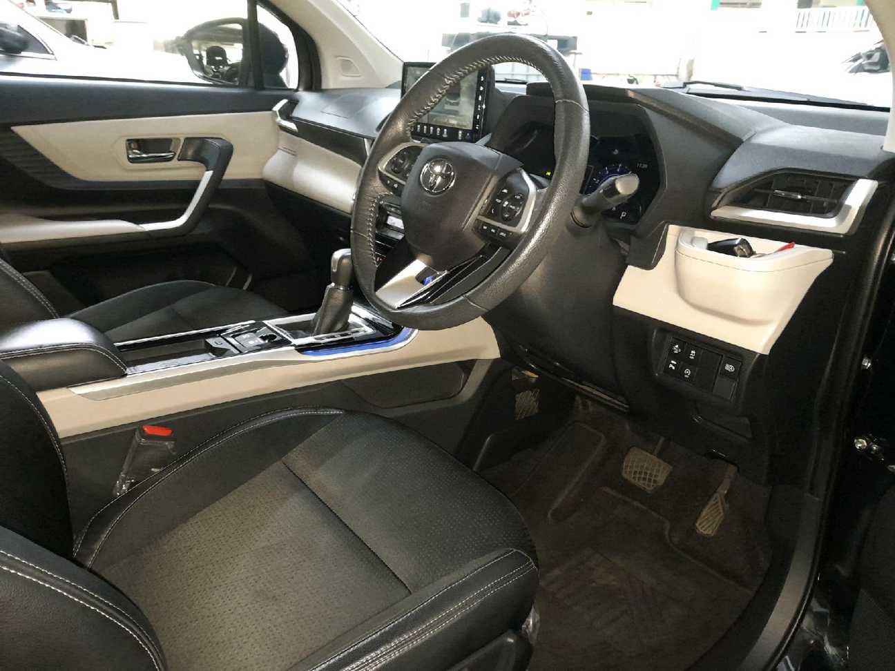 used 2022 Toyota Veloz  1.5