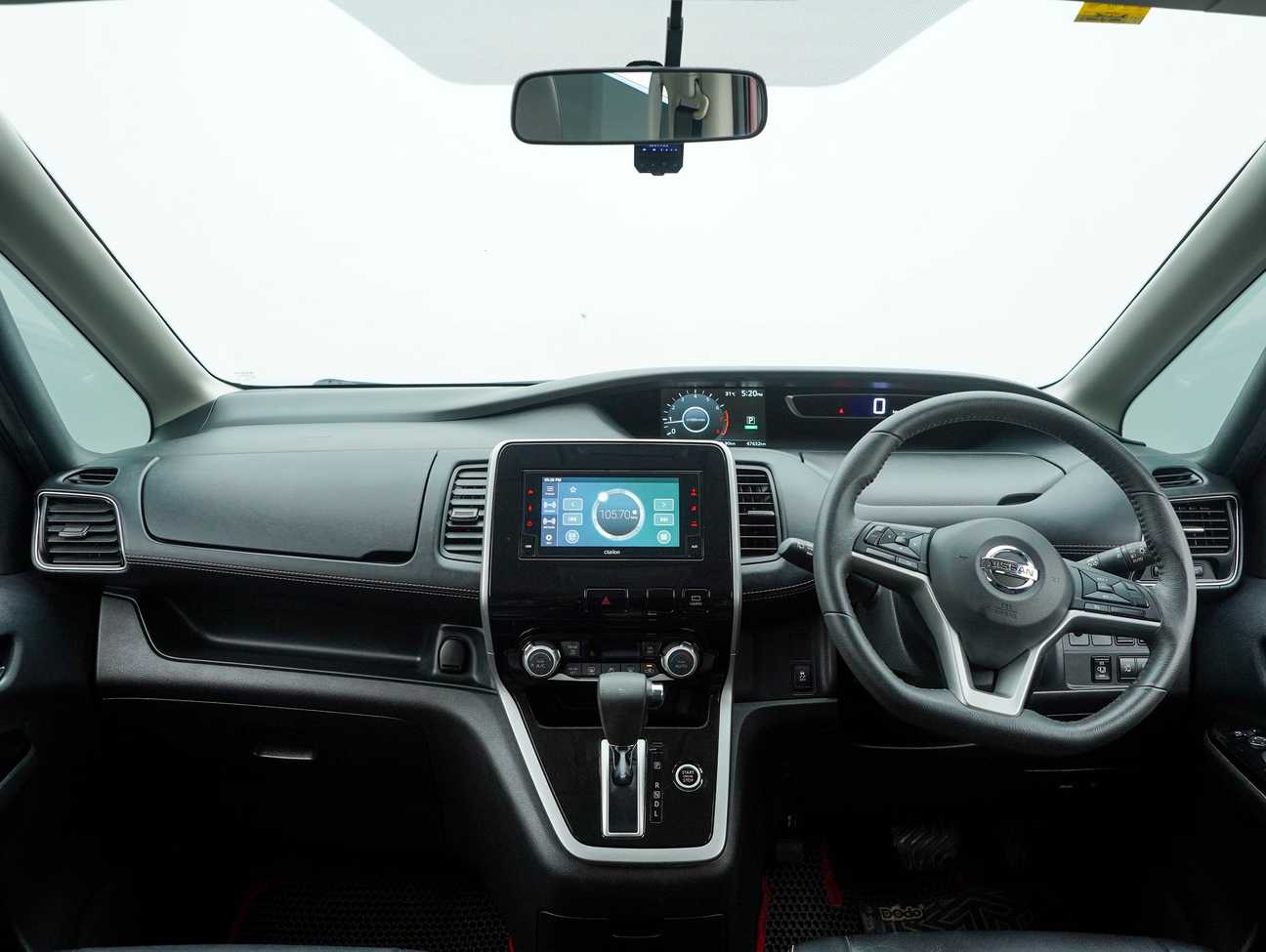 used 2019 Nissan Serena S-Hybrid High-Way Star Premium 2.0