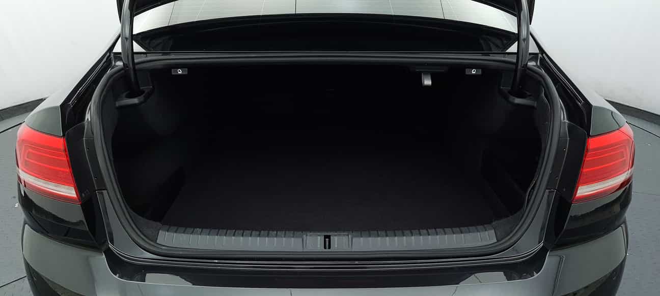 used 2019 Volkswagen PASSAT  2.0