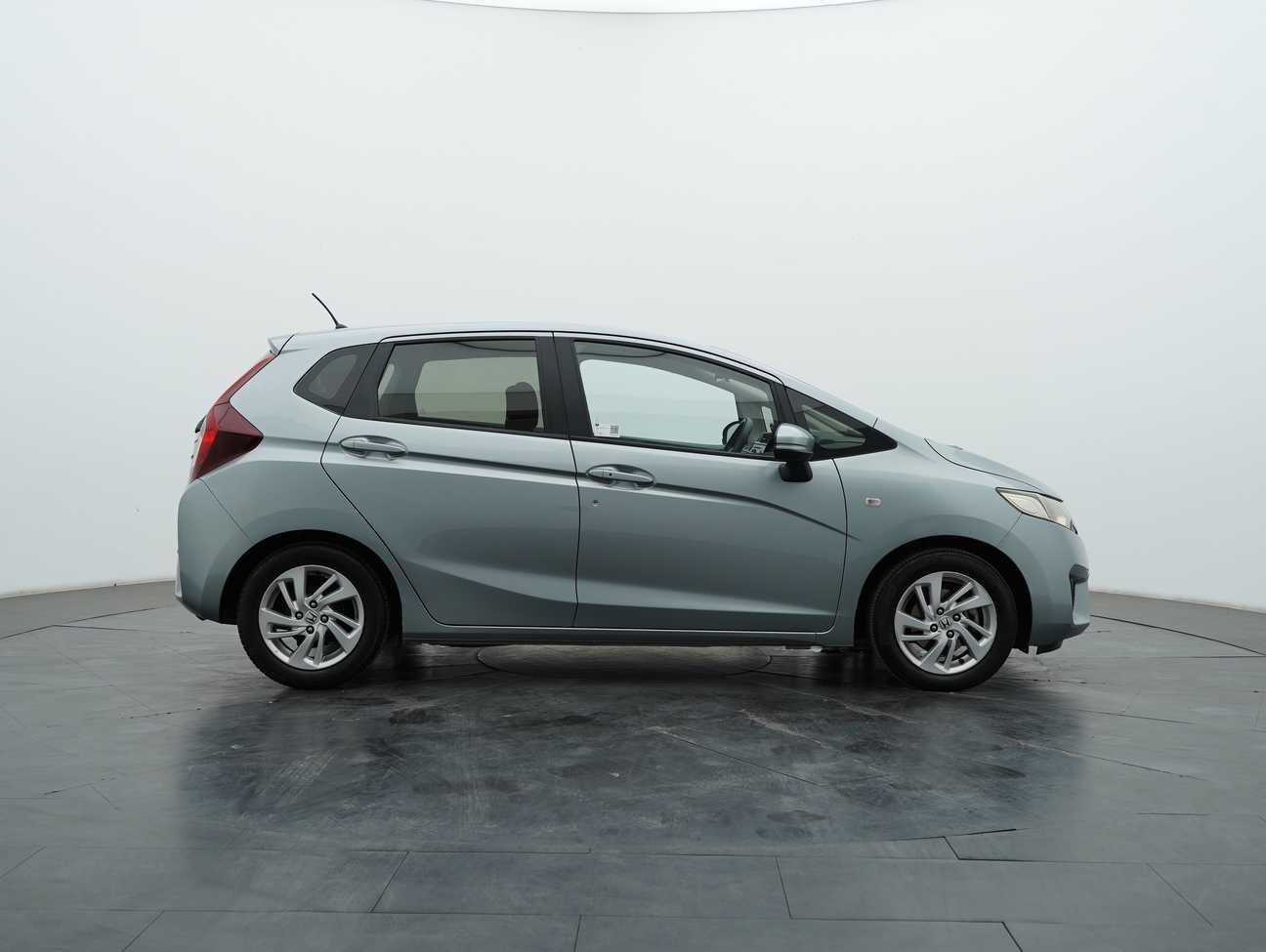 used 2015 Honda Jazz E 1.5