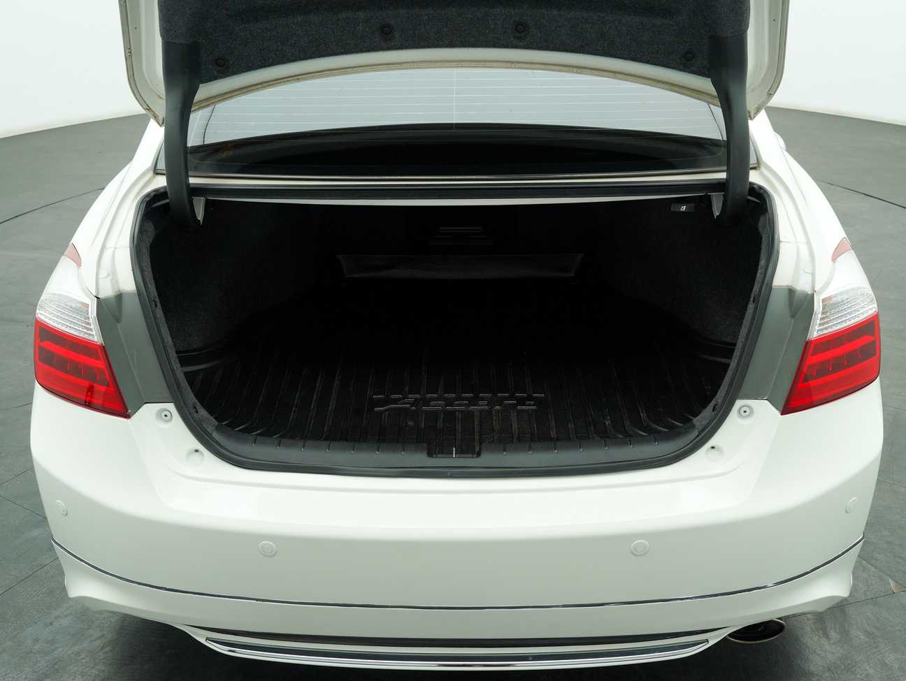 used 2015 Honda Accord VTi-L 2.0