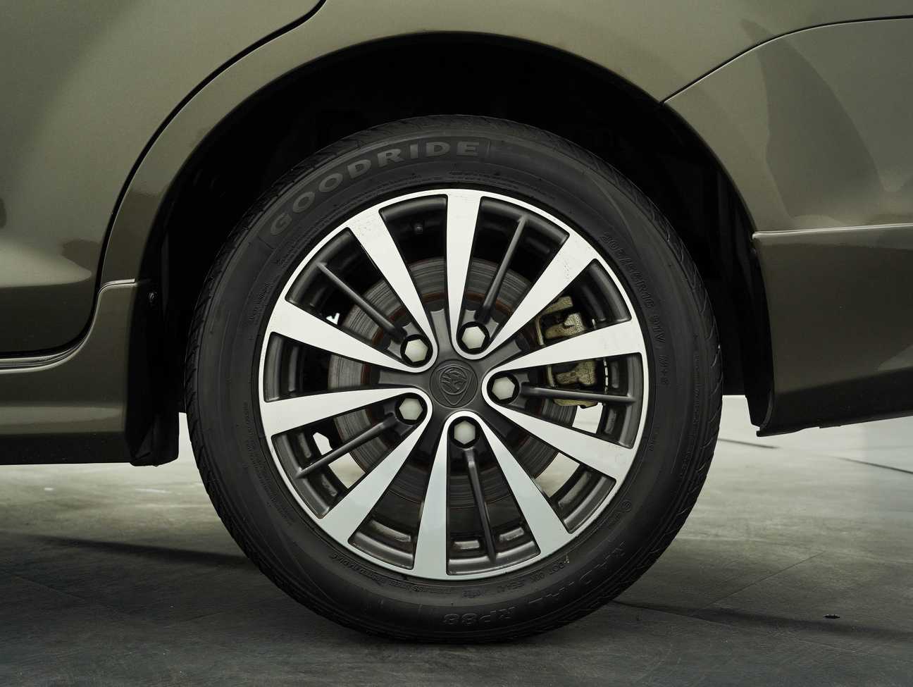 used 2020 Proton Exora Premium 1.6