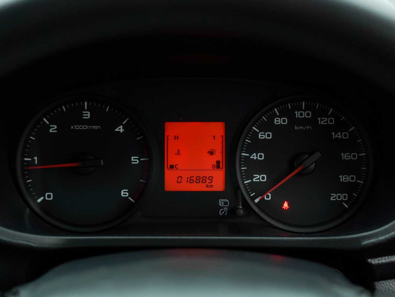 terpakai 2020 Mitsubishi Triton Quest Dual Cab 4X2 2.5