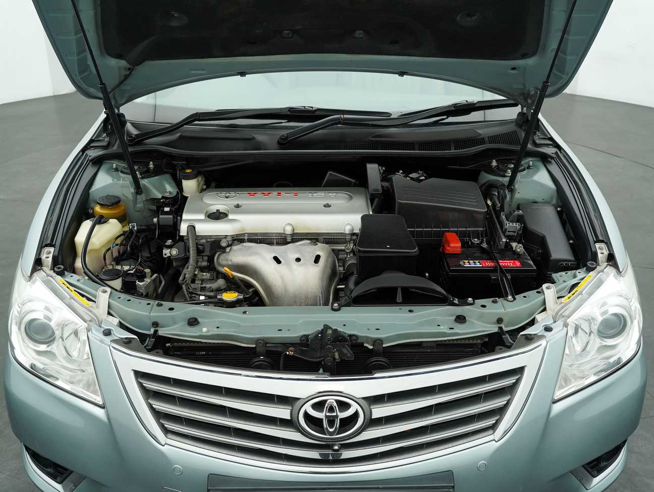 terpakai 2011 Toyota Camry G 2.0
