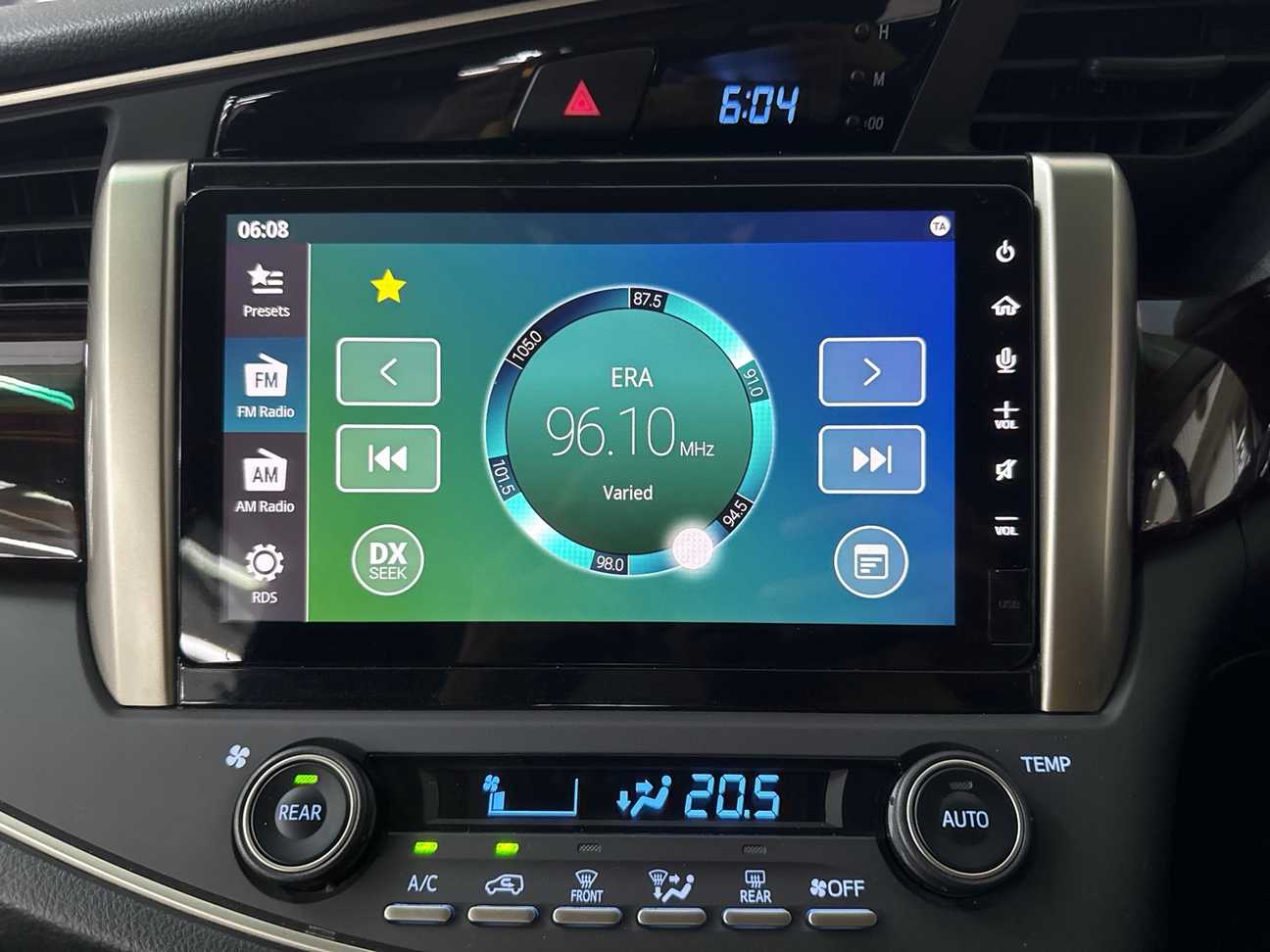 terpakai 2020 Toyota Innova X 2.0