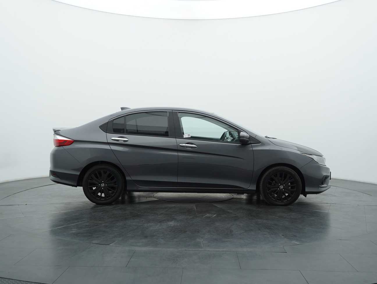 used 2019 Honda City V 1.5