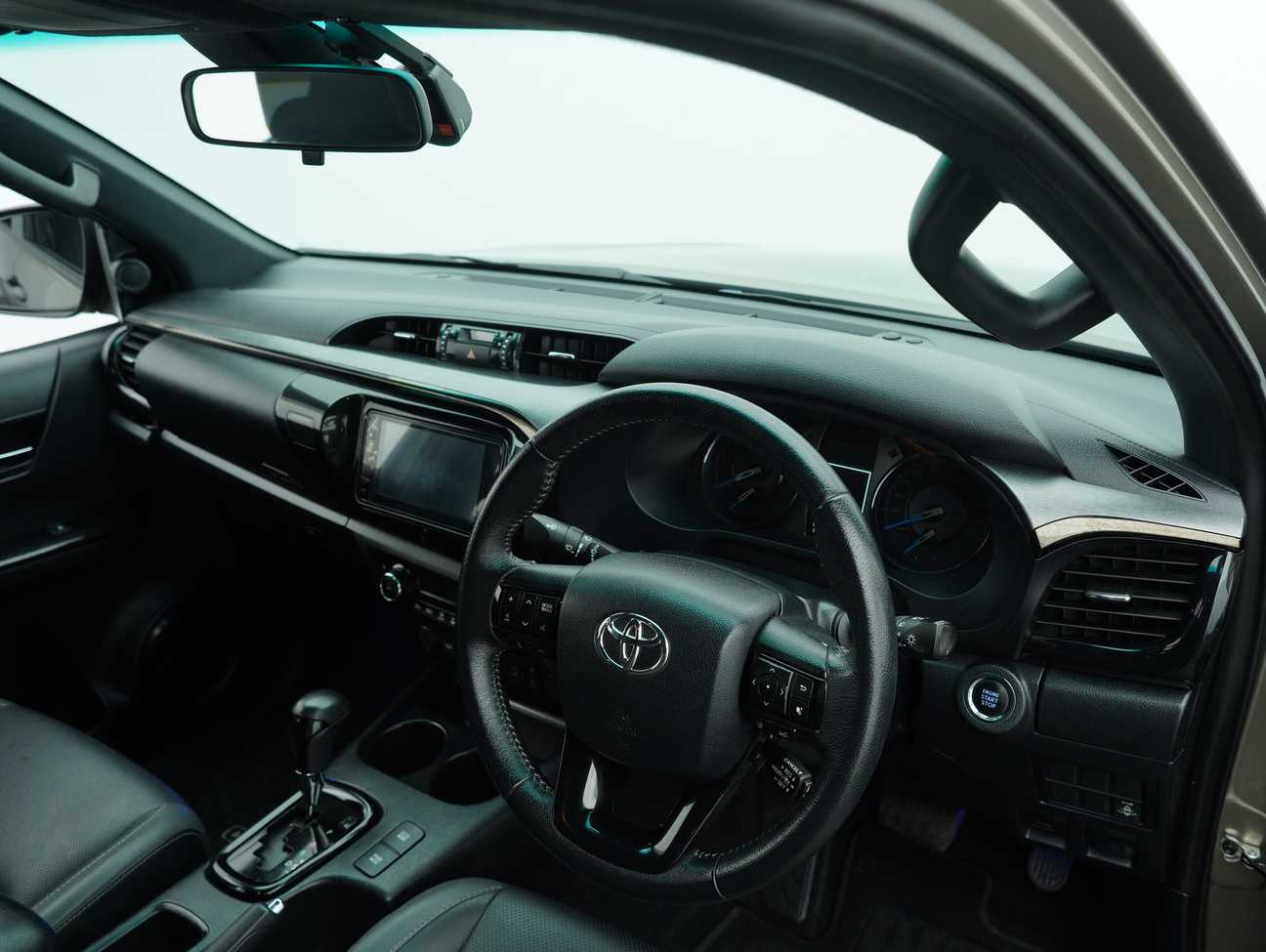 terpakai 2021 Toyota Hilux Rogue Dual Cab 2.8