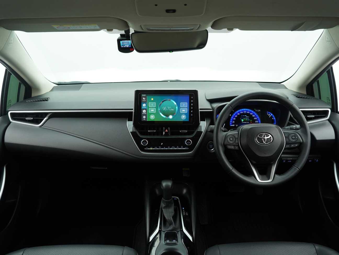 used 2022 Toyota Corolla Altis G 1.8