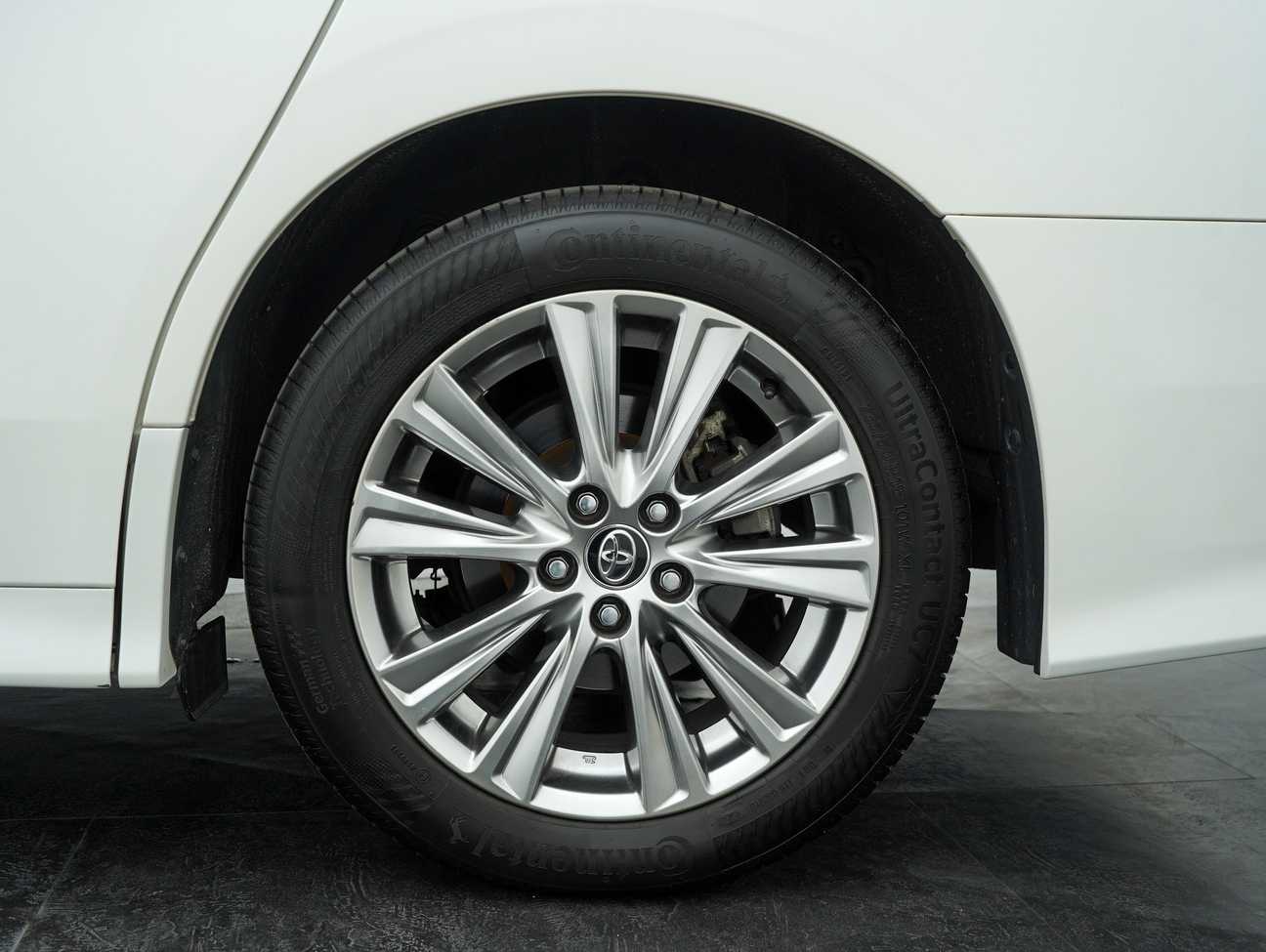 used 2017 Toyota Vellfire Z Golden Eyes 2.5