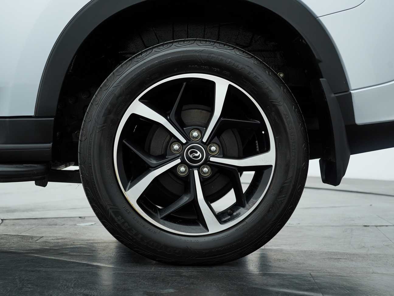 terpakai 2020 Perodua Aruz AV 1.5