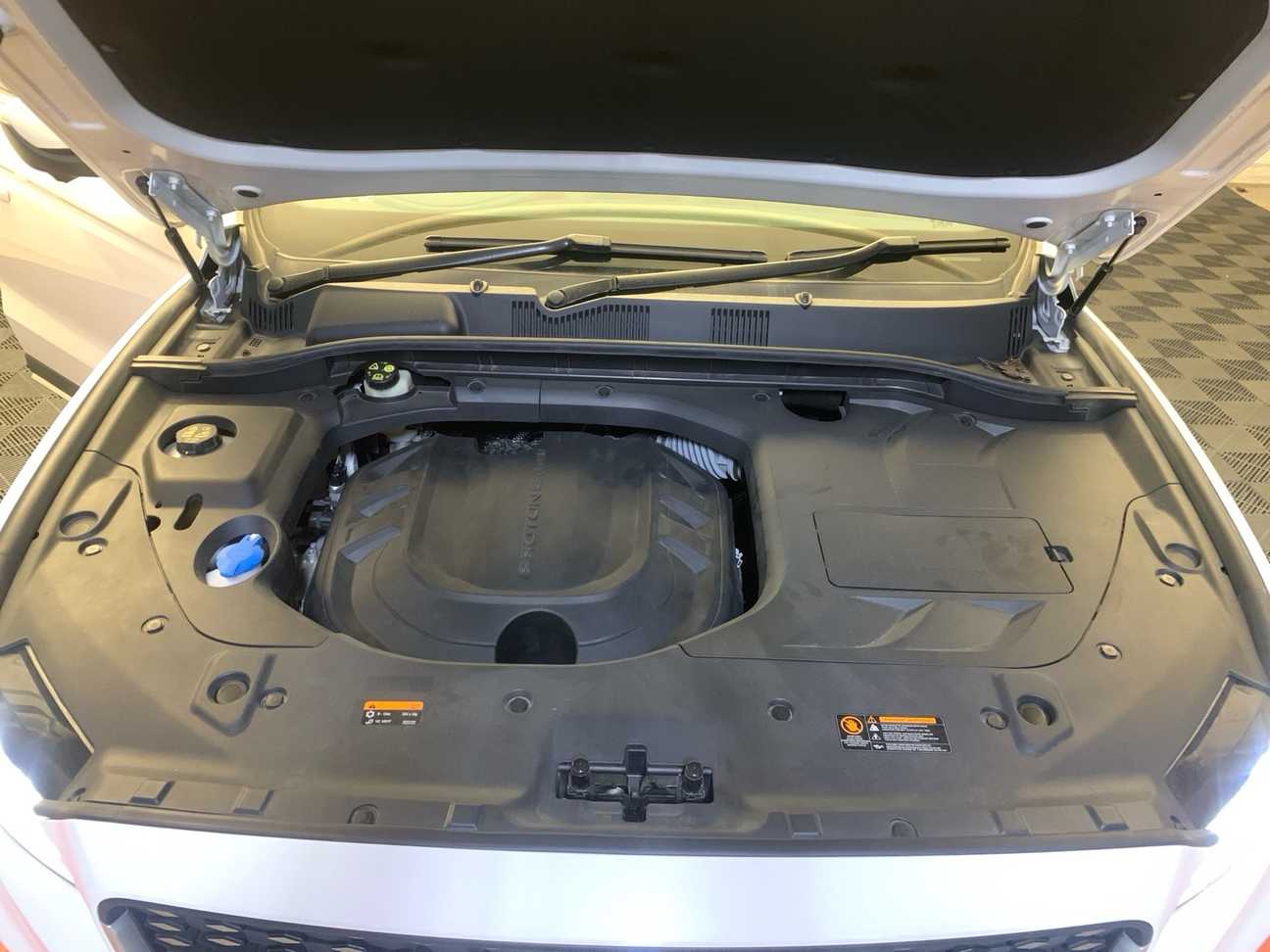 used 2025 Proton X70 Premium 1.5