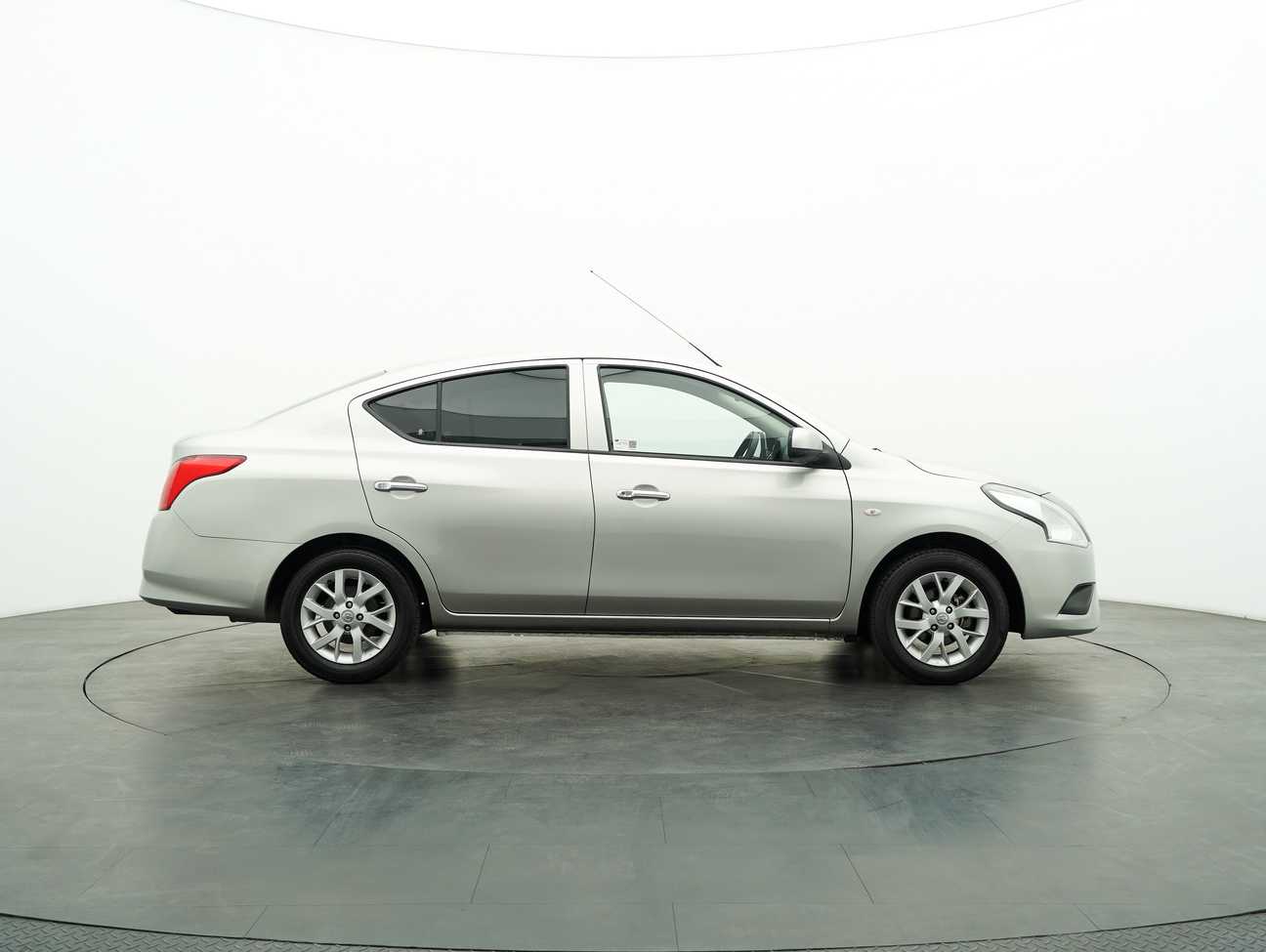 used 2016 Nissan Almera E 1.5