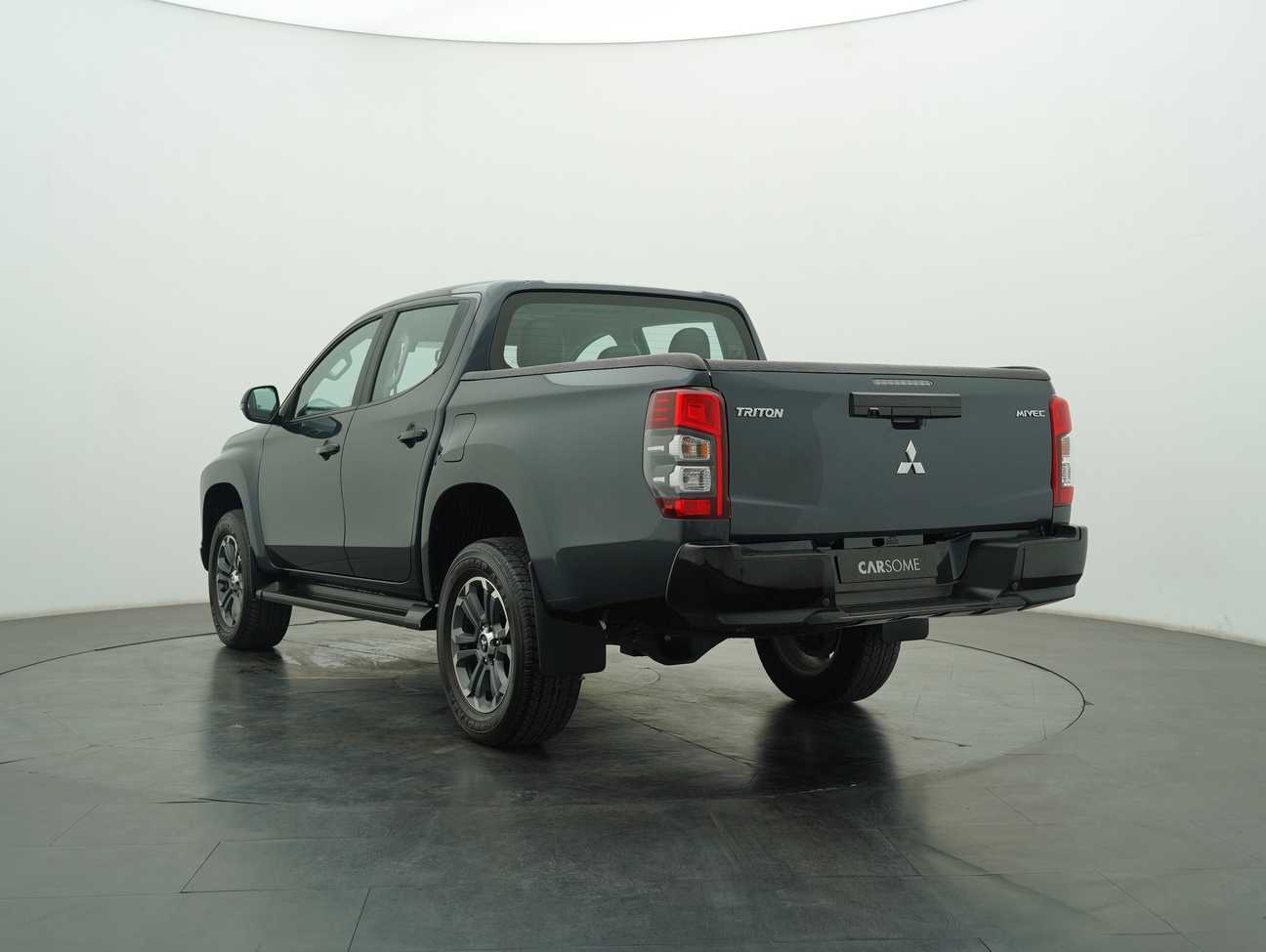 used 2023 Mitsubishi Triton VGT Dual Cab 4X4 2.4