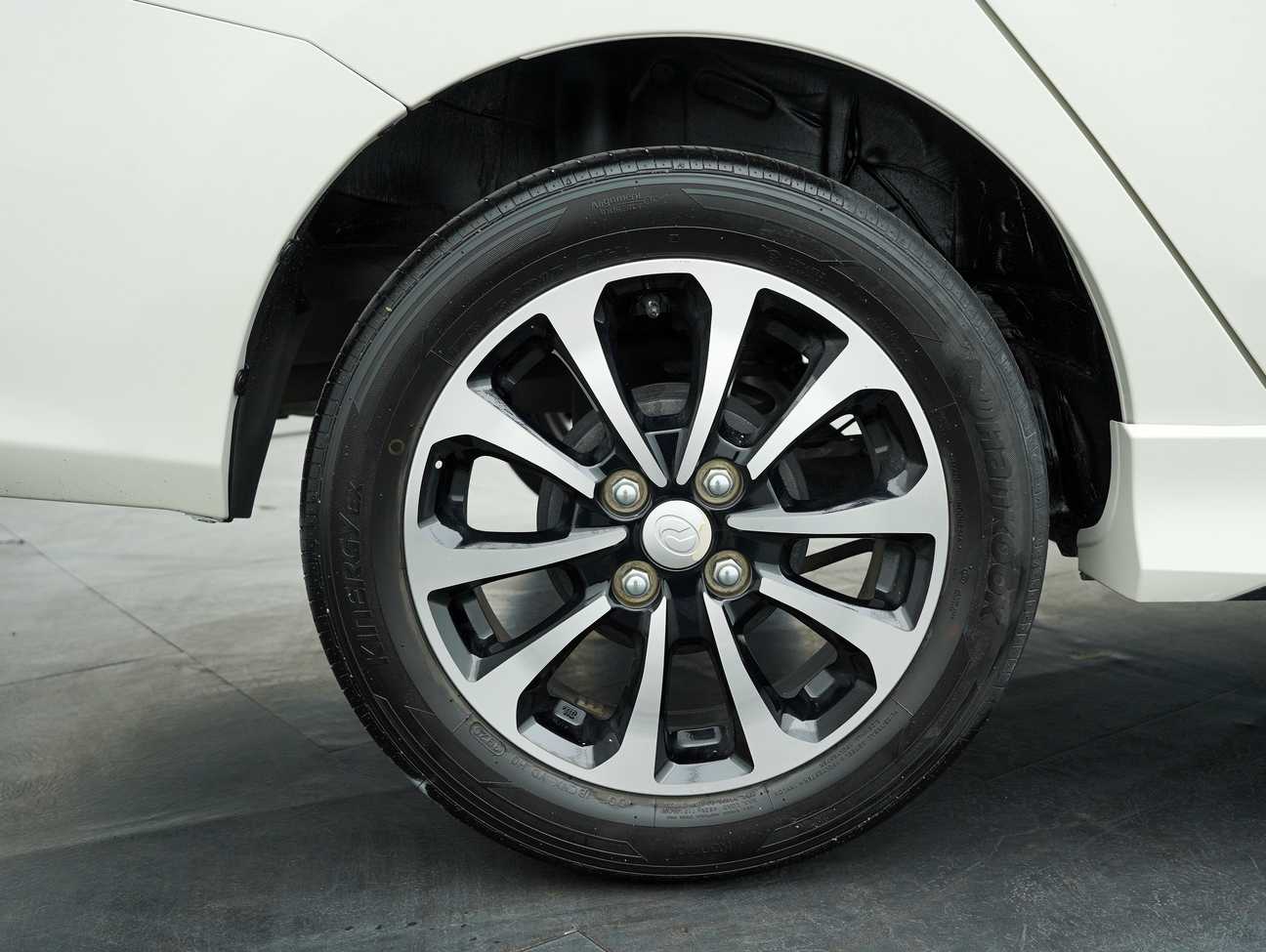 terpakai 2020 Perodua Bezza X 1.3