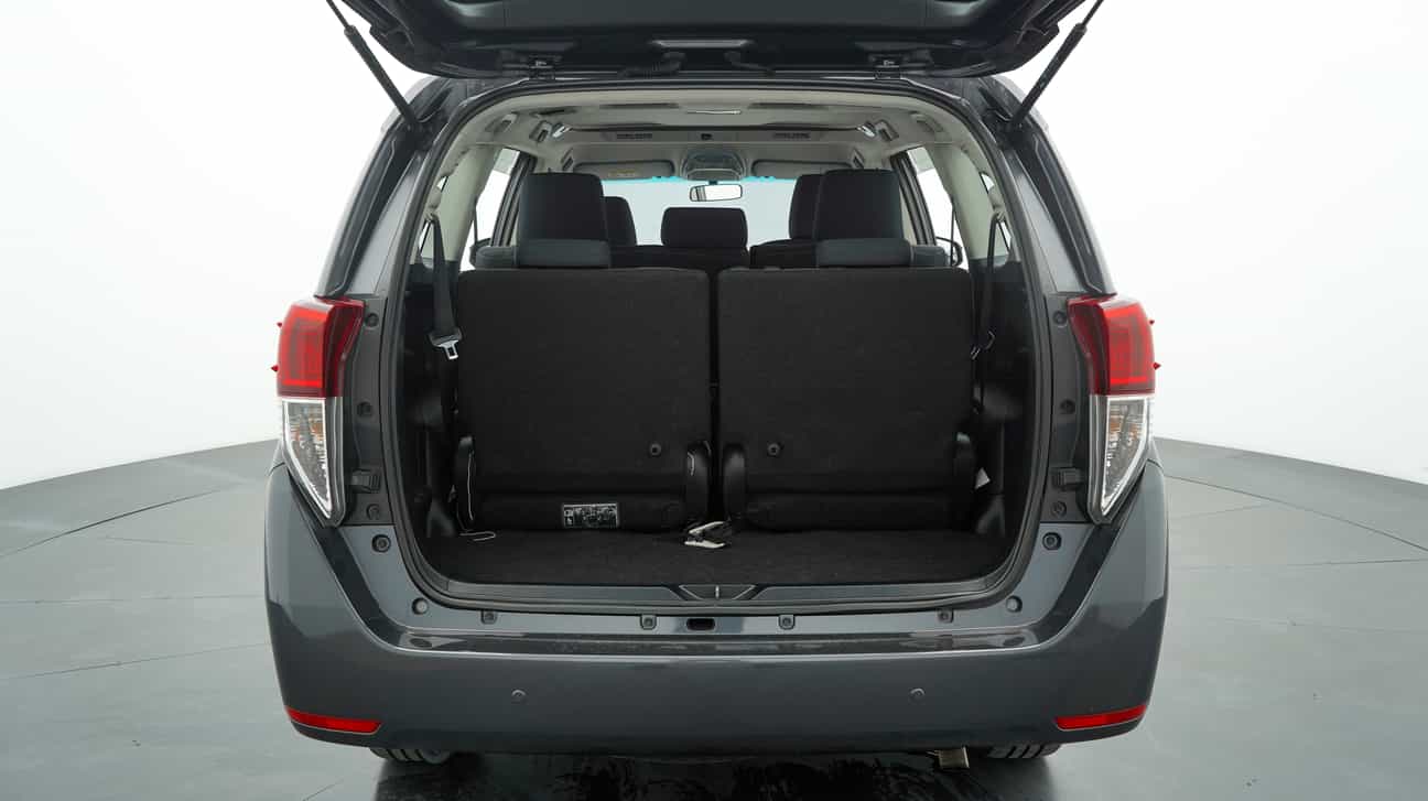 used 2017 Toyota INNOVA G 2.0