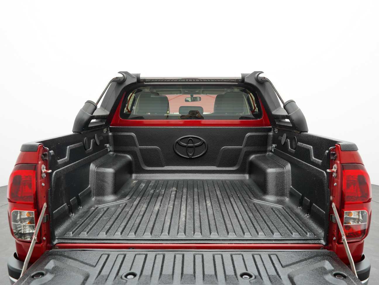 terpakai 2018 Toyota HILUX DOUBLE CAB G 4X4 2.4