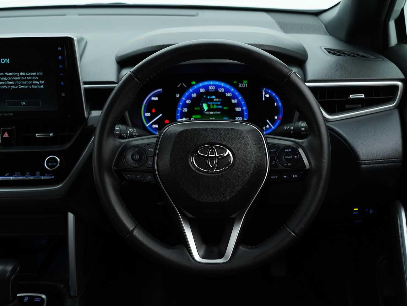 used 2022 Toyota Corolla Cross Hybrid 1.8