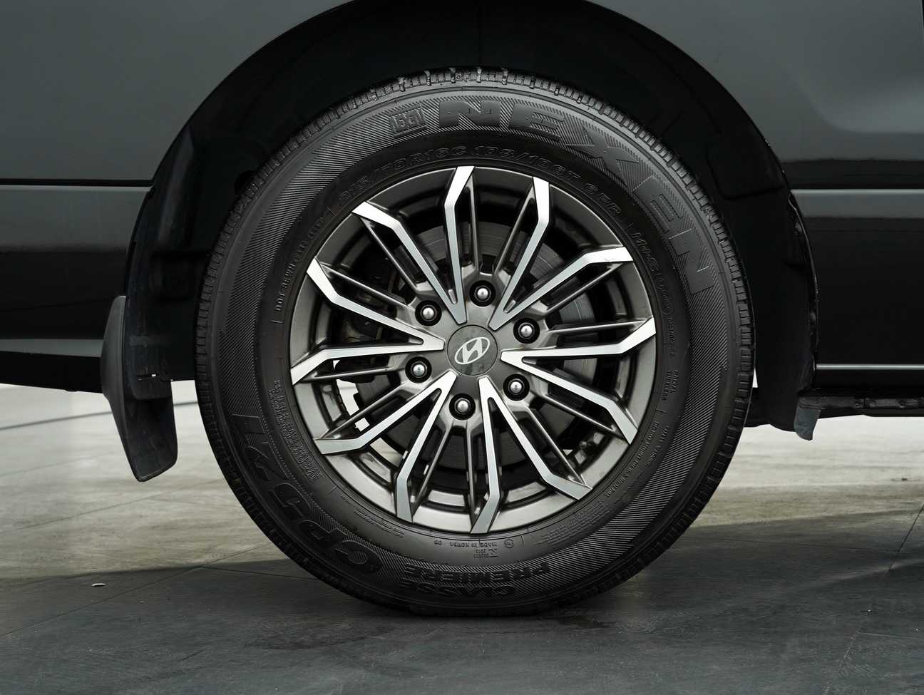 used 2020 Hyundai Grand Starex Executive 2.5