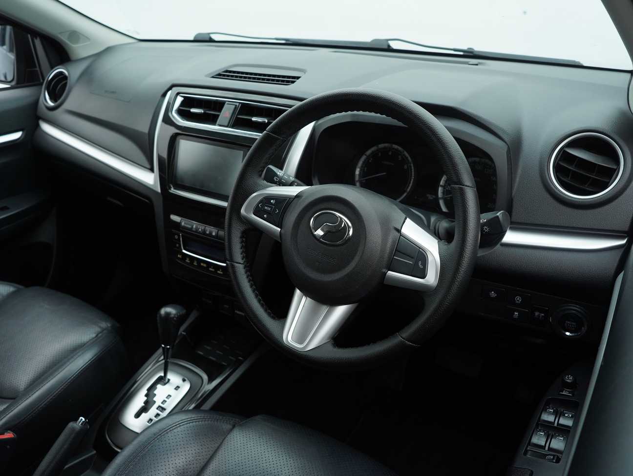 terpakai 2019 Perodua Aruz AV 1.5