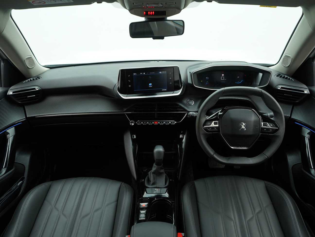 used 2022 Peugeot 2008 Allure 1.2