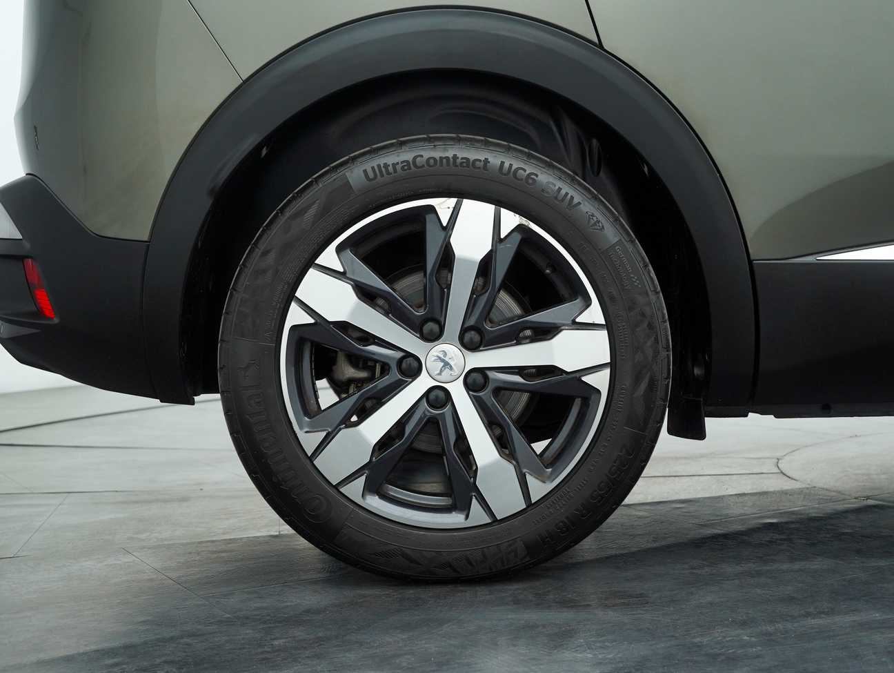 terpakai 2018 Peugeot 3008 THP Allure 1.6