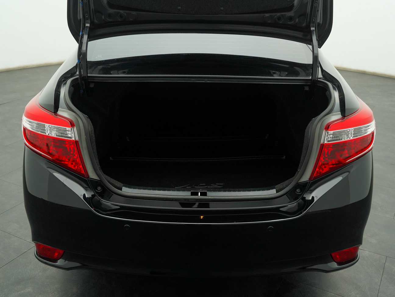 used 2015 Toyota Vios J 1.5