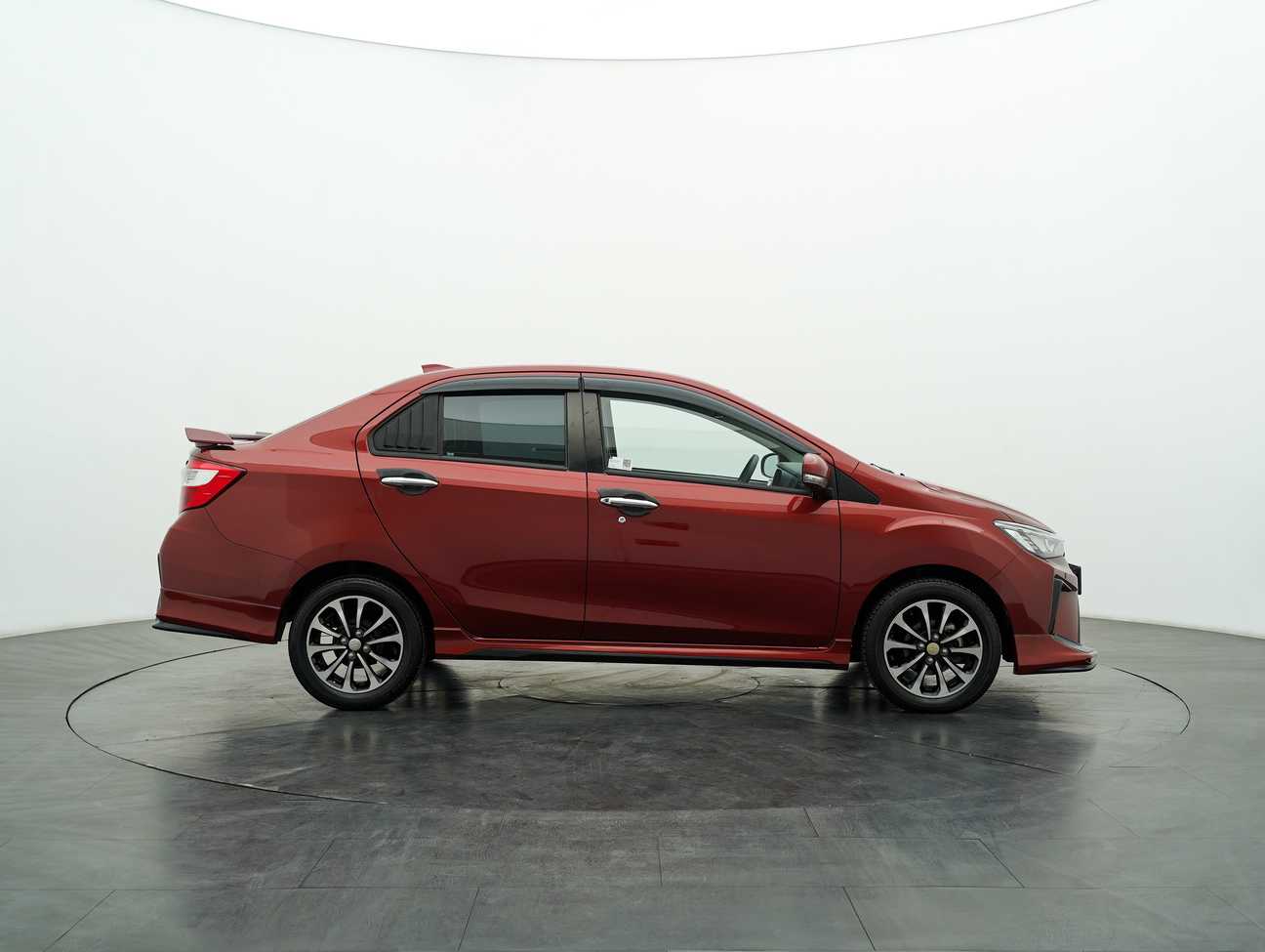 terpakai 2021 Perodua Bezza Advance 1.3