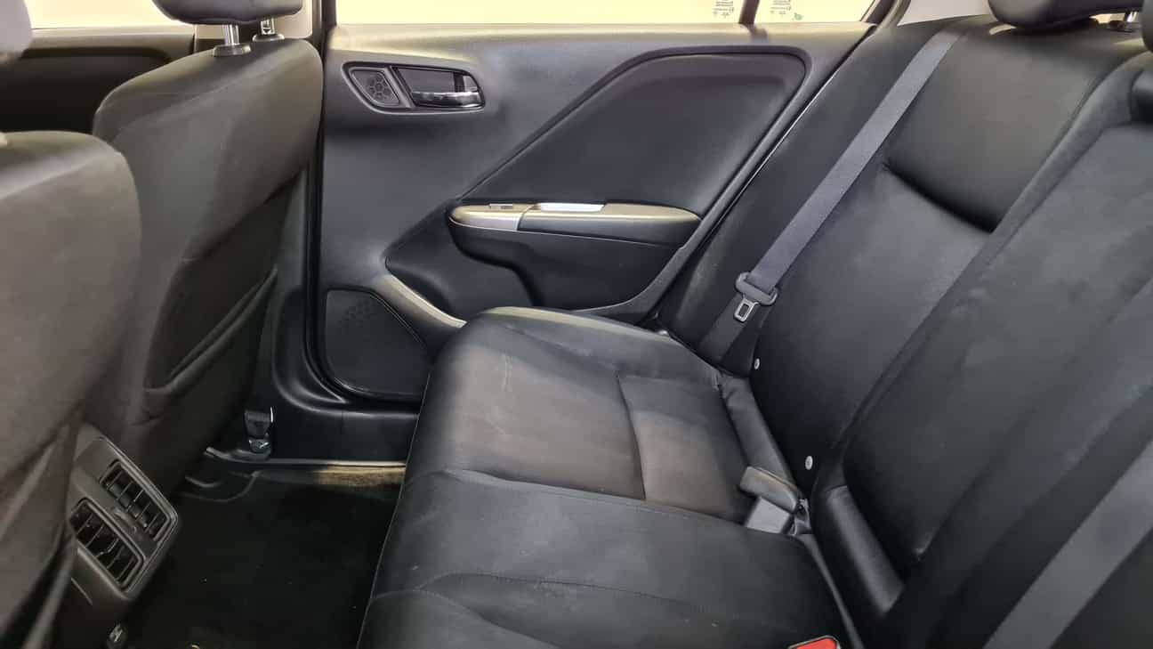 used 2015 Honda CITY V 1.5