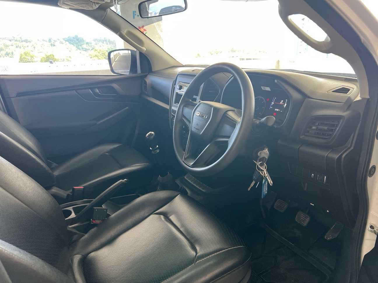 terpakai 2023 Isuzu D-Max Single Cab 1.9