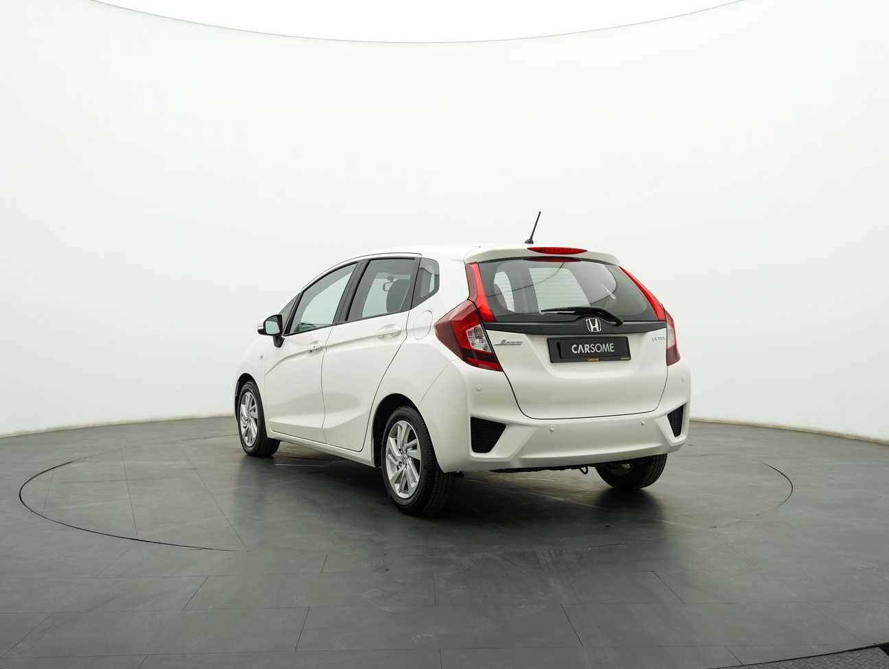 used 2015 Honda Jazz E 1.5