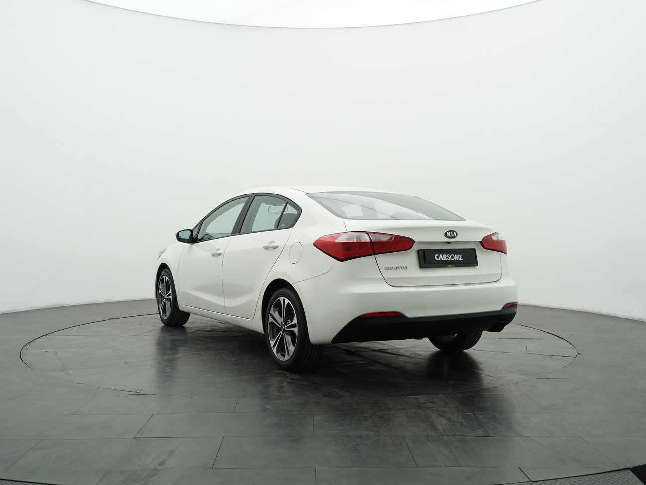 terpakai 2015 Kia Cerato KX 1.6