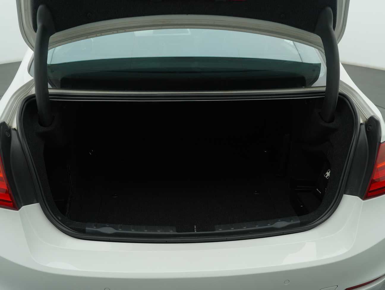 used 2013 BMW 316i  1.6