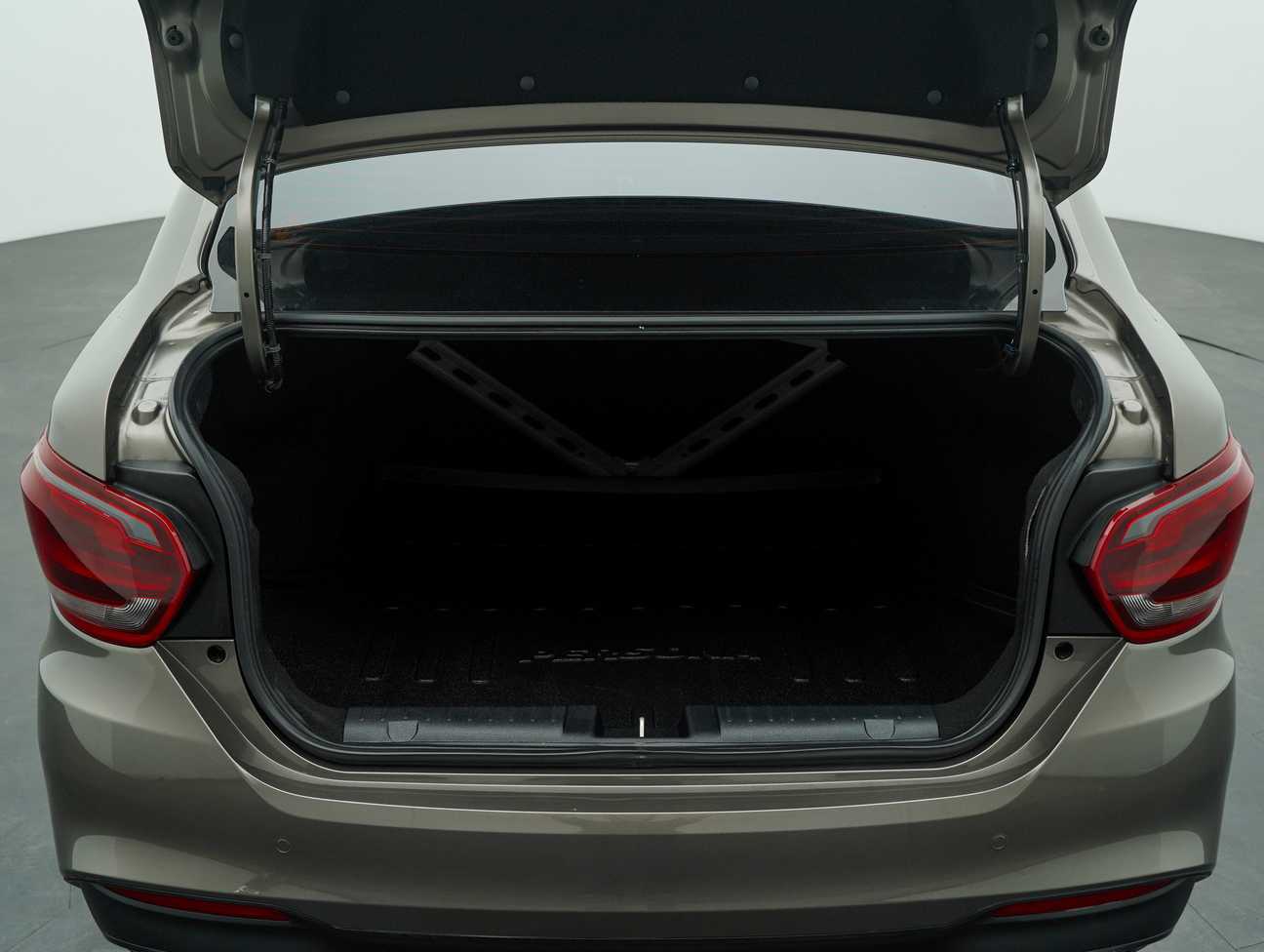 used 2022 Proton Persona Standard 1.6