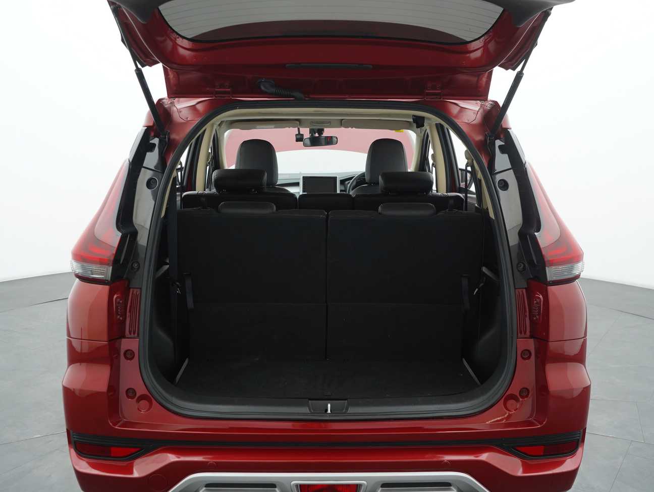 terpakai 2023 Mitsubishi Xpander  1.5