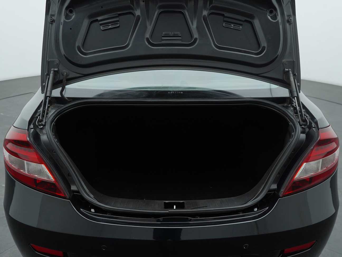 used 2014 Proton Persona SV 1.6