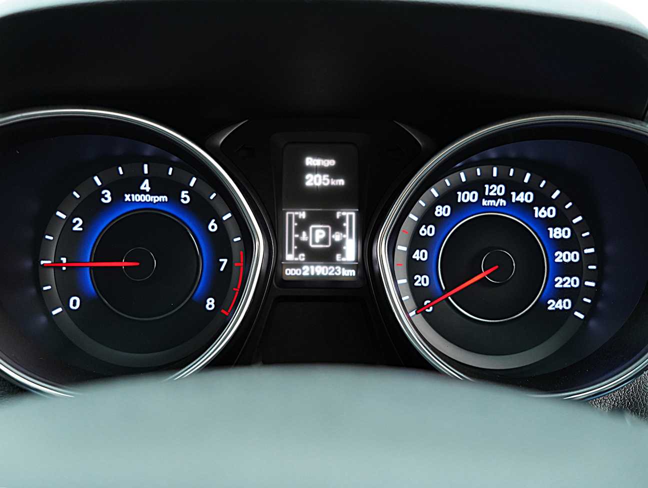 terpakai 2015 Hyundai Elantra Executive 1.6