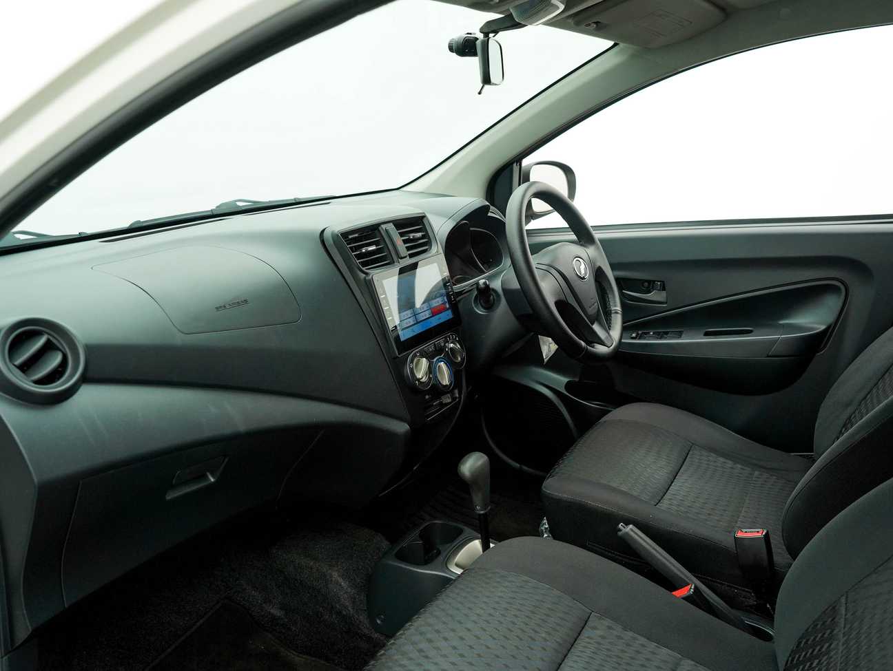 terpakai 2015 Perodua AXIA G 1.0